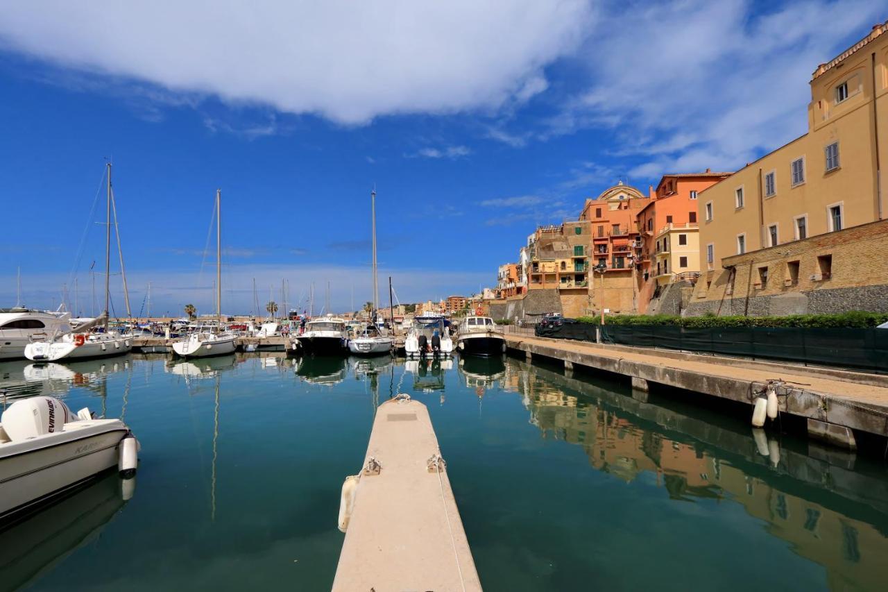Il Borgo Your Luxury Suites Nettuno Extérieur photo